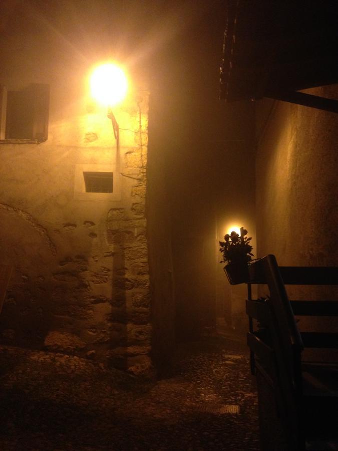A Casa Di Gianni E Mari Bed & Breakfast Vestone Dış mekan fotoğraf