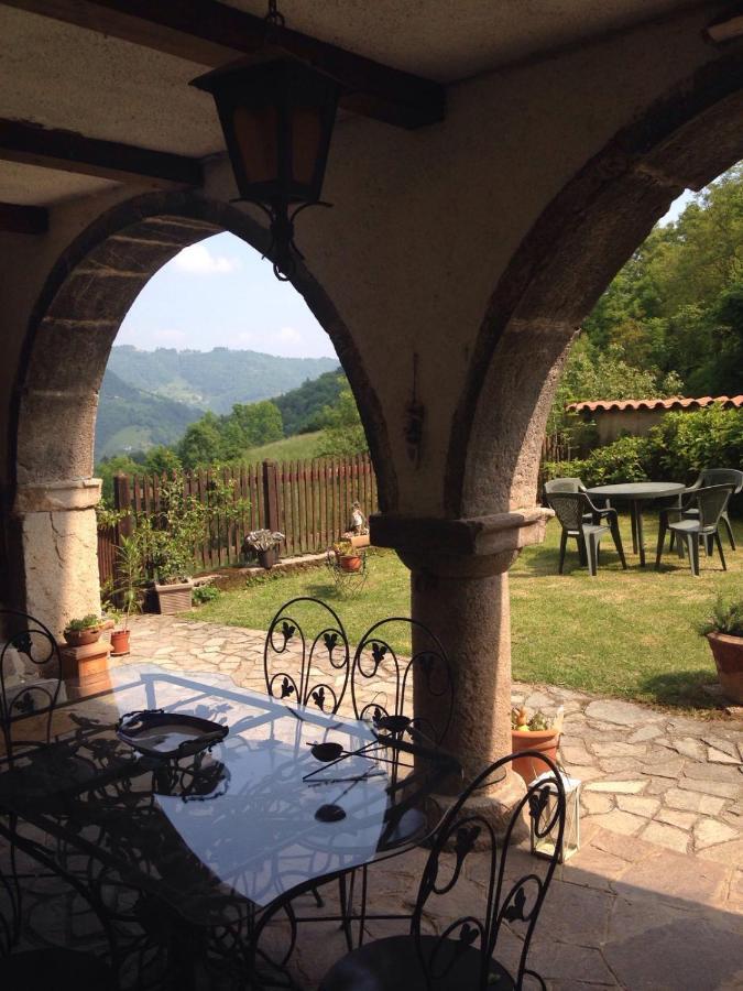 A Casa Di Gianni E Mari Bed & Breakfast Vestone Dış mekan fotoğraf