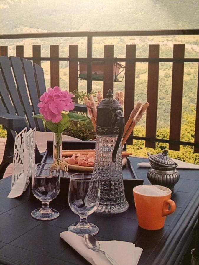 A Casa Di Gianni E Mari Bed & Breakfast Vestone Dış mekan fotoğraf